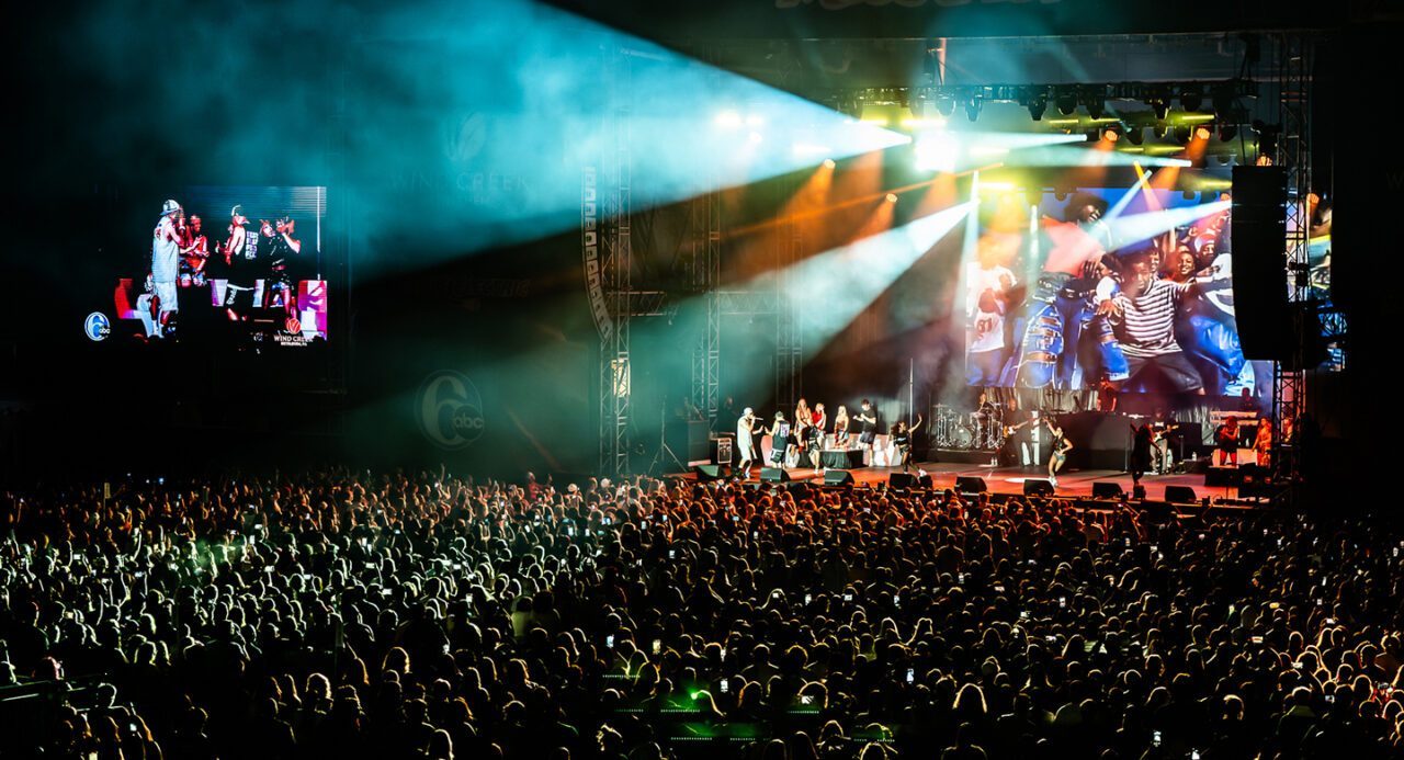 GETINVOLVED_circle_fullbg_1440x780