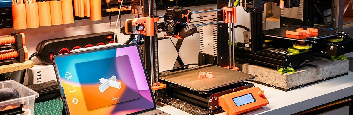 VISUALARTS_makerspace_1200x392